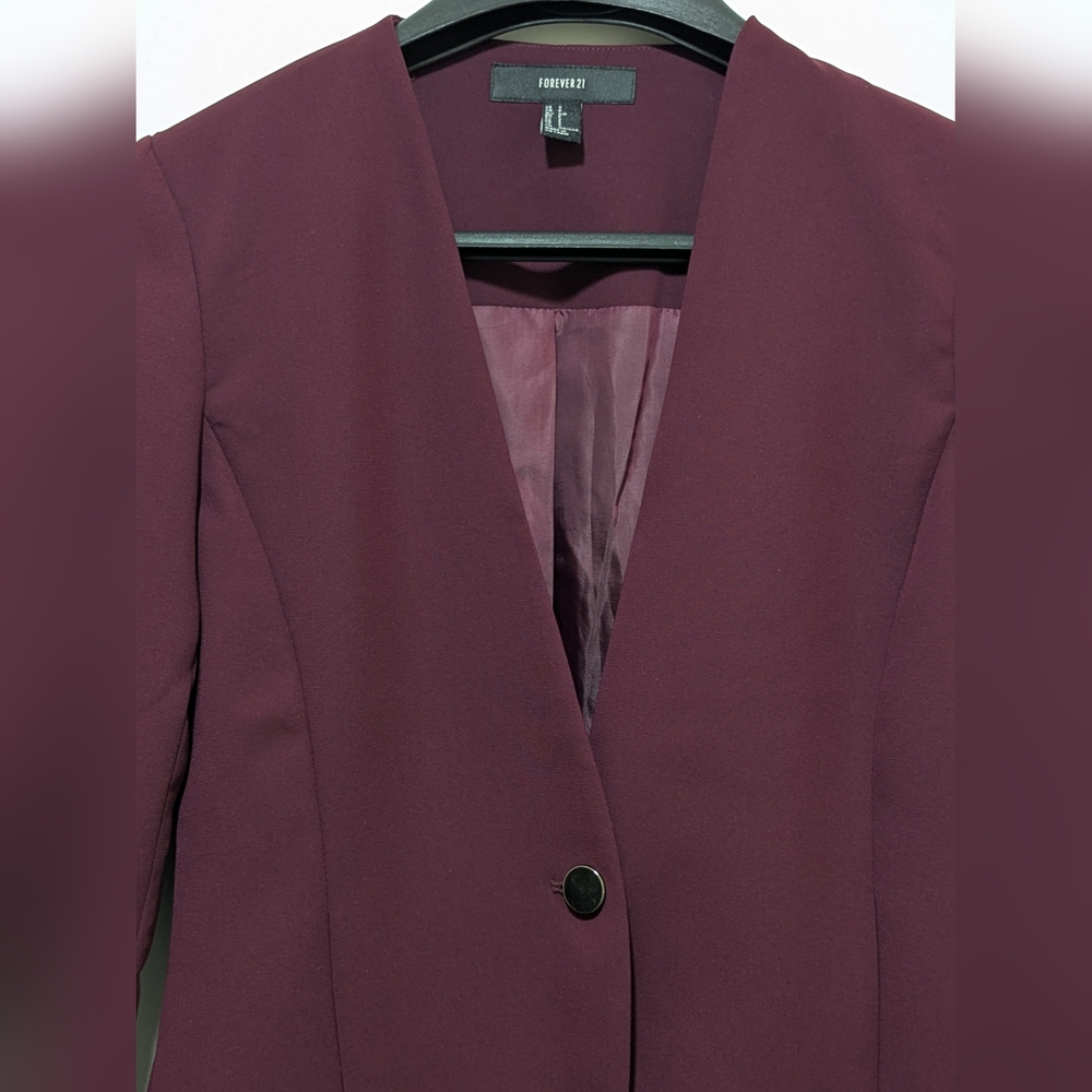 Forever 21 Women's Jacket, Burgundy Color, Size Small - Picture 3 of 8